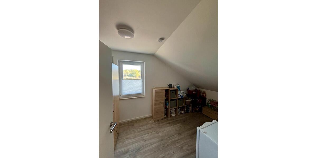 Dachgeschoßwohnung Großheubach - 3 Zimmer, 80 m&sup2;, 800&euro; | Angebot:26407145