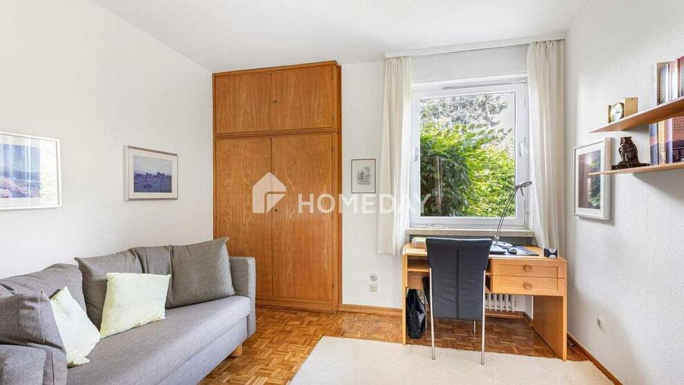 Großzügiges Zweifamilienhaus mit 260 m² Wohnfläche auf 787 m² Grundstück 7 zimmer