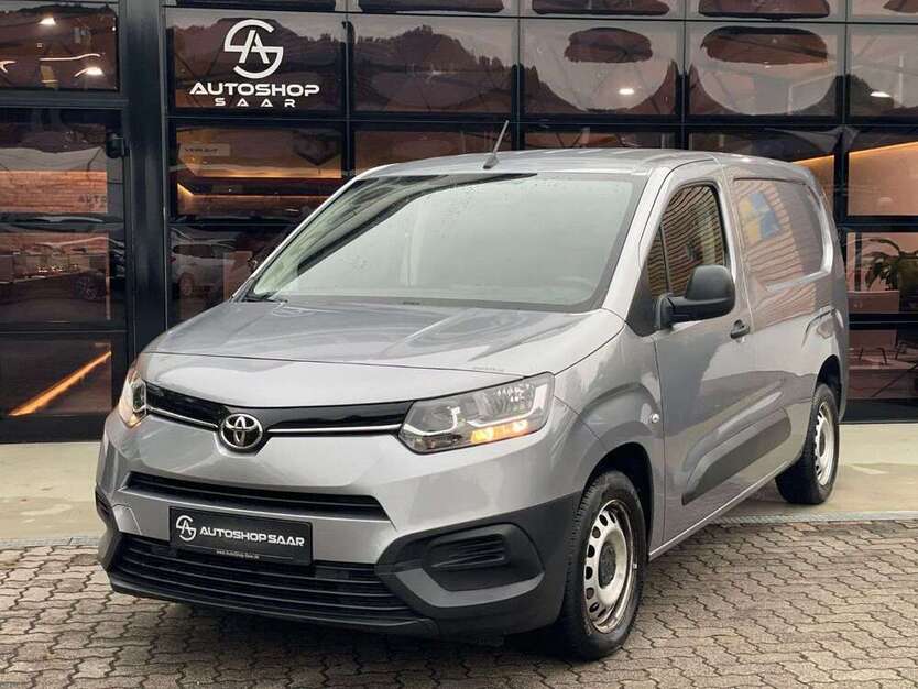 Toyota Proace 80.655 km 14.900 € Saarbrücken 66117