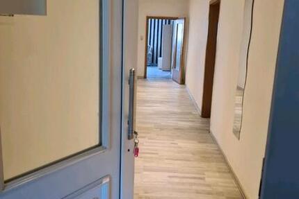 Wohnung Korbach - 4 Zimmer, 135 m&sup2;, 89.000&euro; | Angebot:27144526