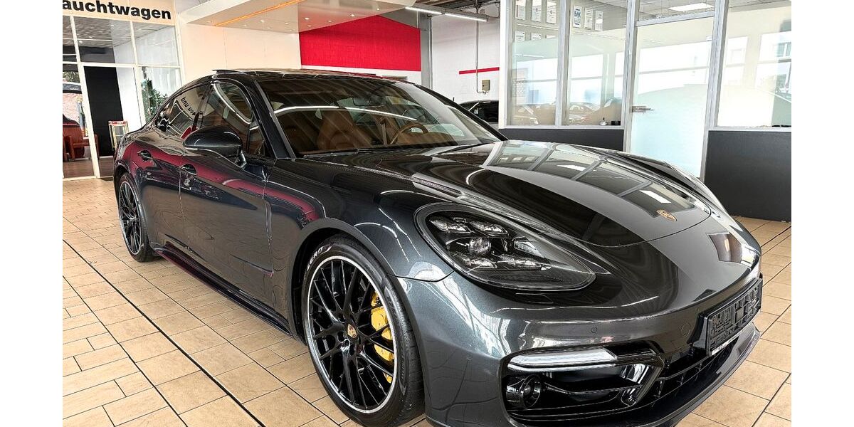 Porsche Panamera 165.000 km 58.950 &euro; Köln 50739