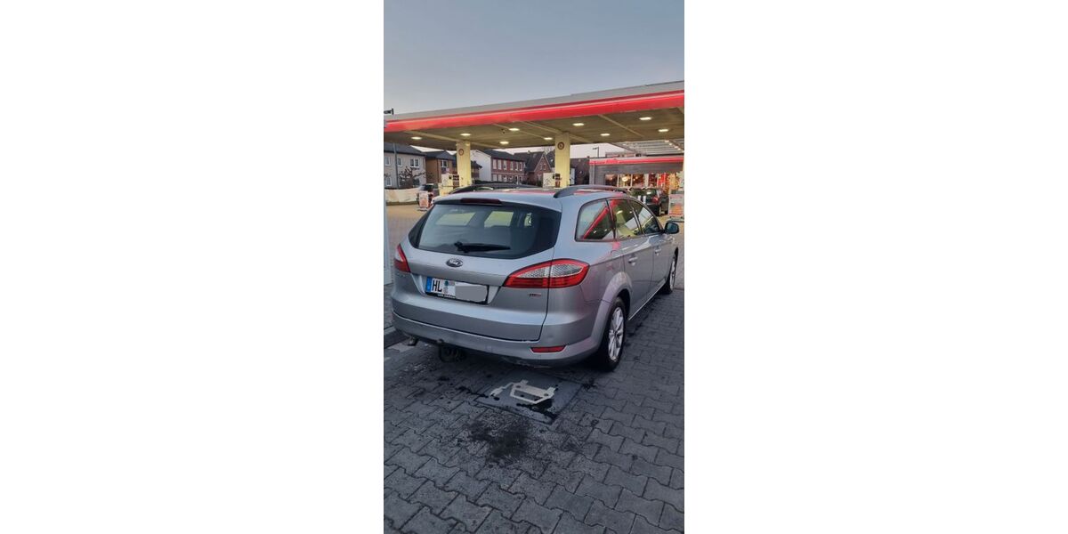 Ford Mondeo 230.000 km 2.850 &euro; Lübeck 23554