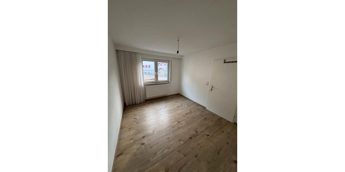 Etagenwohnung Ubstadt-Weiher Weiher - 3.5 Zimmer, 75 m&sup2;, 1.150&euro; | Angebot:24730119