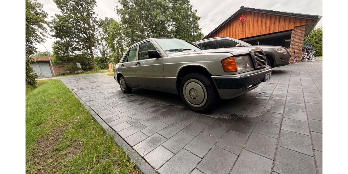 Mercedes-Benz 190 301.450 km 4.300 &euro; Schneverdingen 29640