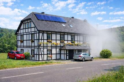 Maklerfrei: Großzügiges Wohnhaus + 1500€ monatl. Zuschuss 7 zimmer