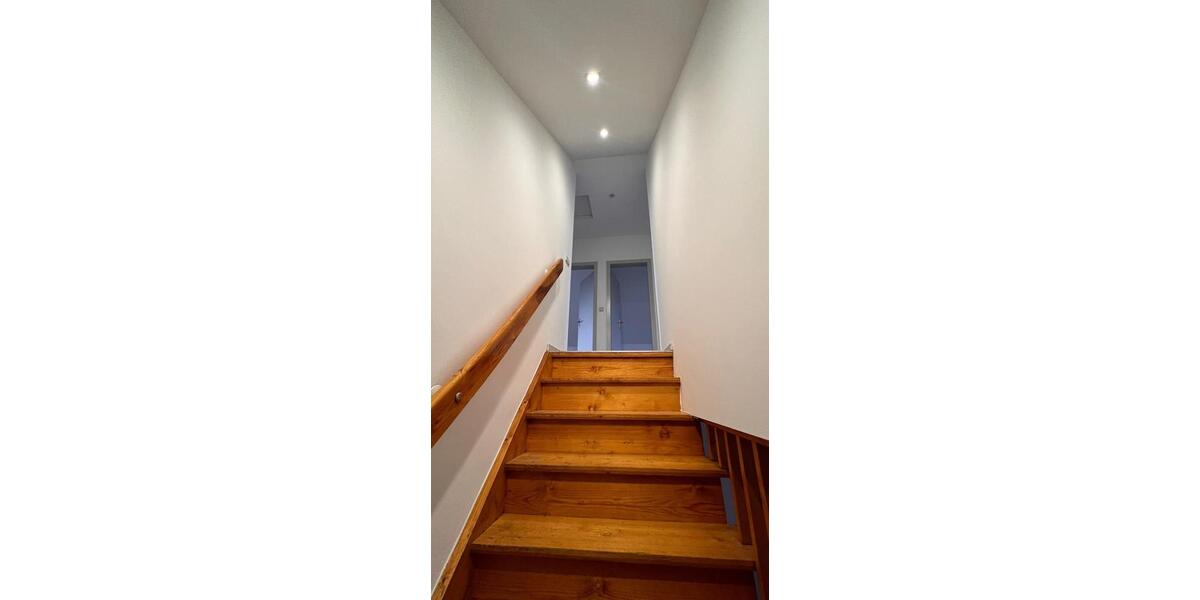 Großzügiges Einfamilienhaus mieten Siebenlehn mit Einliegerwohnung in Alleinlage 7 zimmer