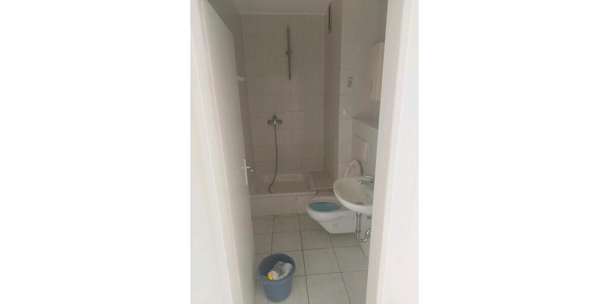 Etagenwohnung Reinfeld (Holstein) - 1 Zimmer, 33 m&sup2;, 80.000&euro; | Angebot:25918132