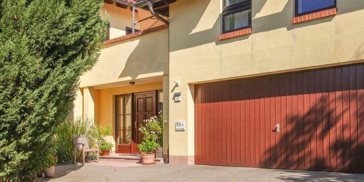 Einfamilienhaus Niederwerrn - 1 Zimmer, 339 m&sup2;, 1.190.000&euro; | Angebot:25774792