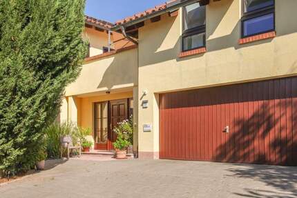 Haus Niederwerrn - 1 Zimmer, 339 m&sup2;, 1.190.000&euro; | Angebot:25774792