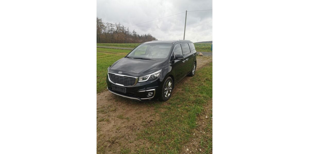 Kia Carnival 63.500 km 32.850 &euro; Vehrte 49191
