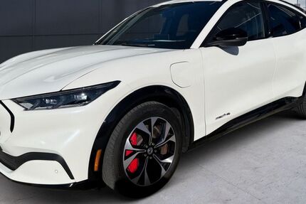 Ford Mustang Mach-E 57.750 km 27.950 &euro; Wolfenbüttel 38302