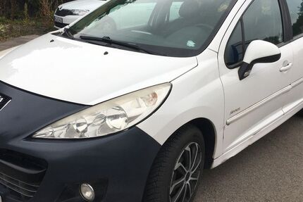 Peugeot 207 186.000 km 1.999 &euro; Wennigsen 30974