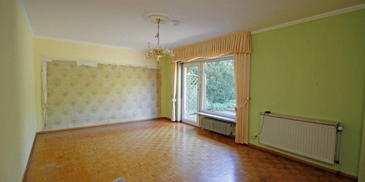 Mehrfamilienhaus, Wohnhaus Püttlingen - 6 Zimmer, 265.000&euro; | Angebot:26376561