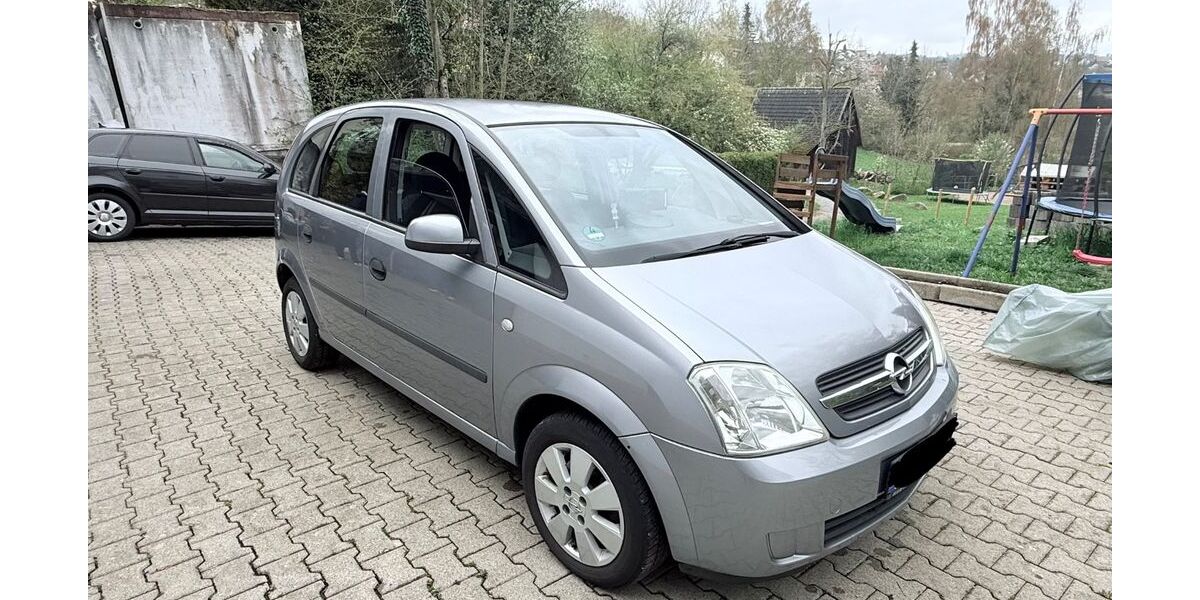 Opel Meriva 171.000 km 2.499 &euro; Dornstetten 72280