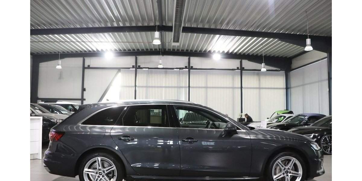 Audi A4 Avant 40 TFSI ADVANCED / LED / PANORAMA 55.000 km 28.994 &euro; Hamm 59077