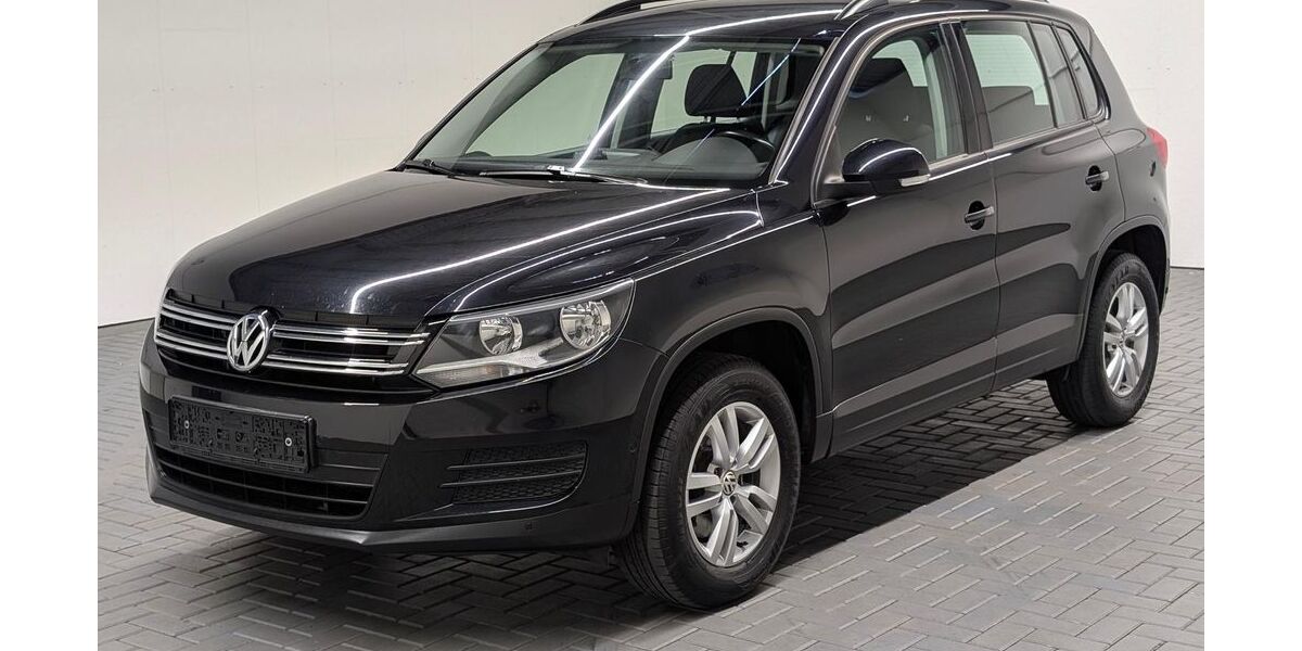 VW Tiguan 180.500 km 7.980 &euro; Langenweddingen 39171
