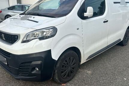 Peugeot Expert 113.000 km 11.500 &euro; Übach 52531