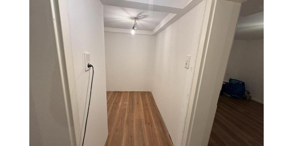 4 Zimmer Wohnung EG Soutteran Mit Garten auch Als WG oder Monteur 4 zimmer