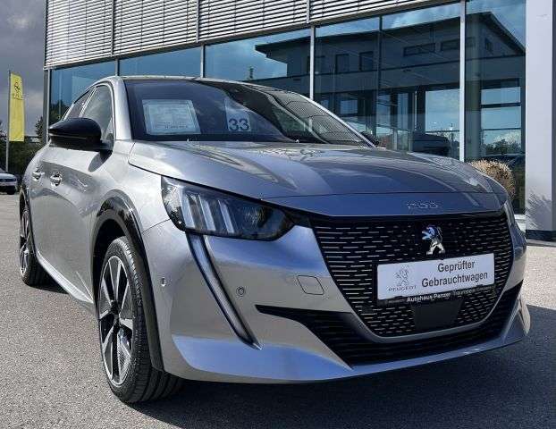 Peugeot 208 24.400 km 17.800 € Traunstein 83278