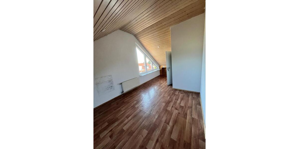 Reihenhaus Heilbronn Frankenbach - 6 Zimmer, 170 m&sup2;, 2.500&euro; | Angebot:25425049
