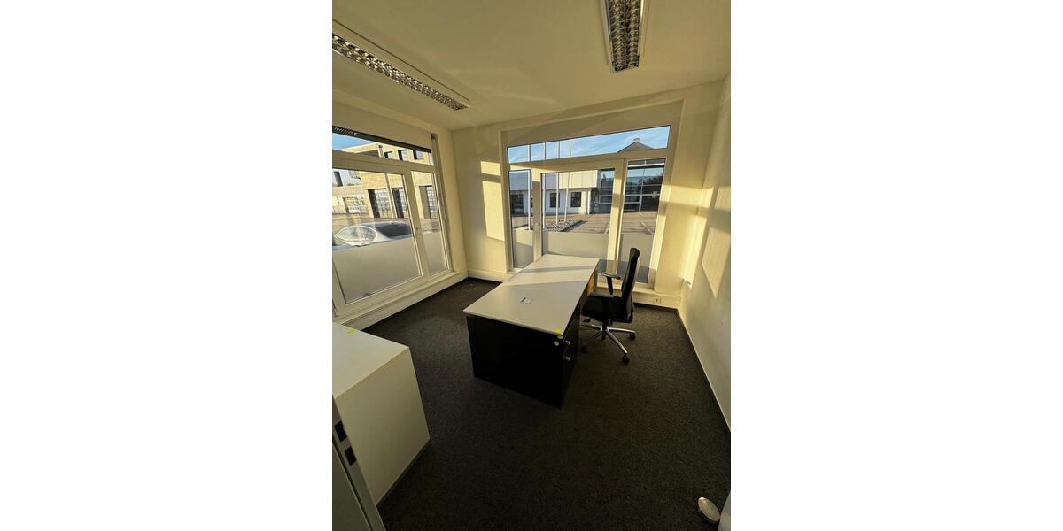 Gewerbeobjekt Gersthofen - 2.500&euro; | Angebot:24482379