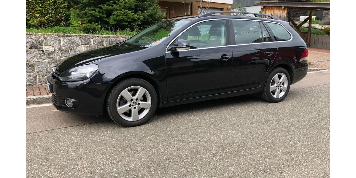 VW Golf 195.000 km 4.990 &euro; Denzlingen 79211