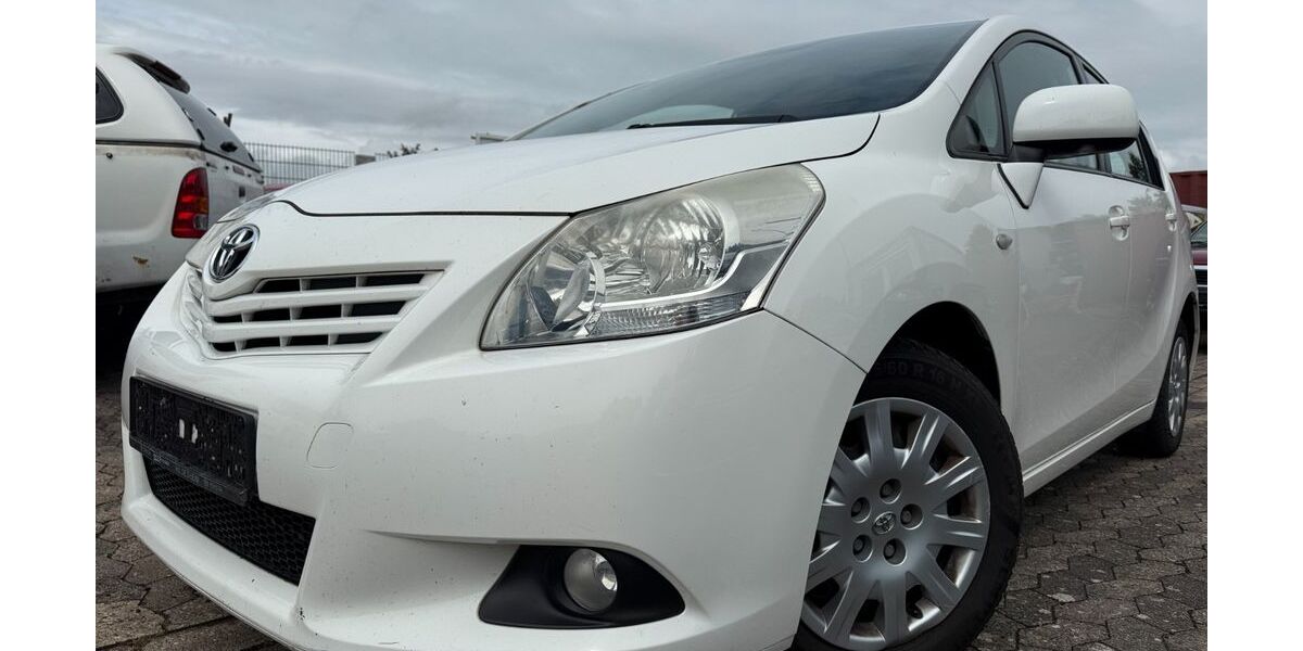 Toyota Verso 224.000 km 4.490 € Hildesheim 31137