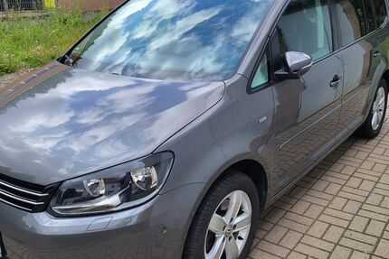 VW Touran 114.000 km 13.500 &euro; Gotha 99867