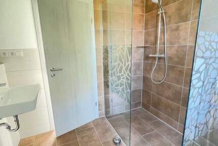 *Neubau*Dachausbau* Wohnen in Bestlage 2 zimmer