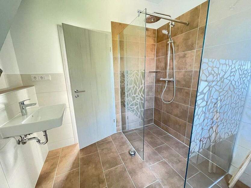 *Neubau*Dachausbau* Wohnen in Bestlage 2 zimmer