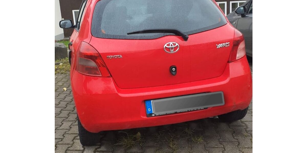 Toyota Yaris 76.774 km 3.500 € Marienberg-Pobershau 09496