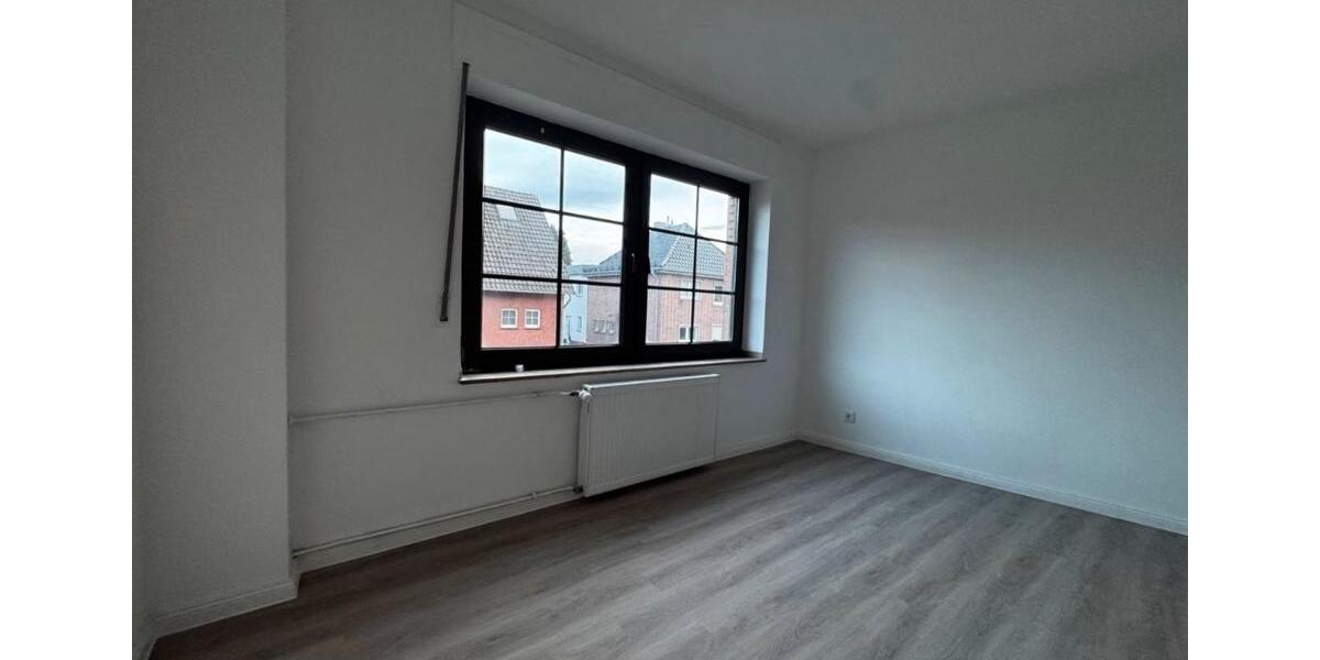 Reihenhaus Übach-Palenberg Palenberg - 5 Zimmer, 135 m&sup2;, 1.500&euro; | Angebot:25734663