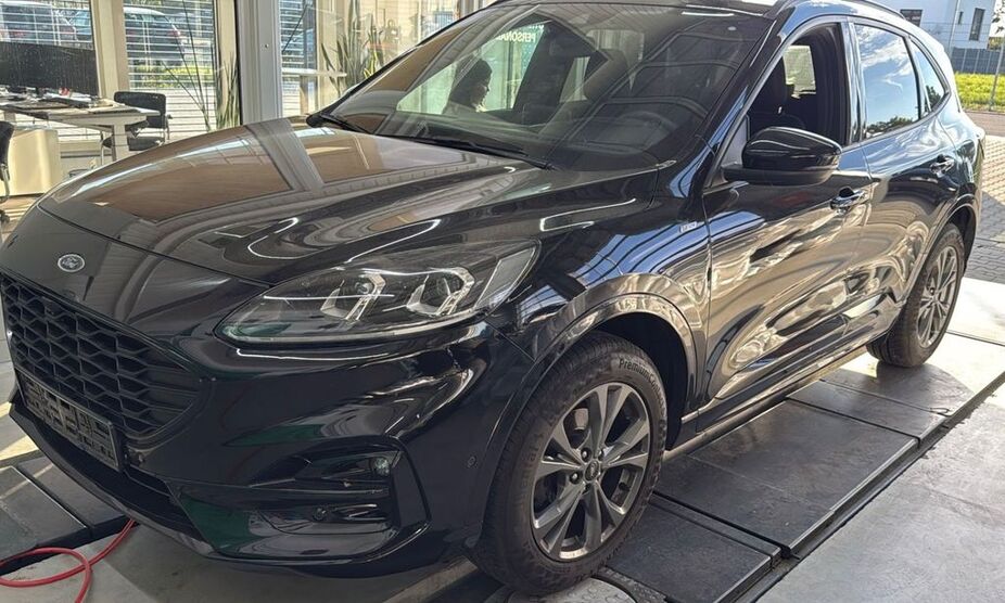 Ford Kuga 74.322 km 18.980 € Schopfloch 91626