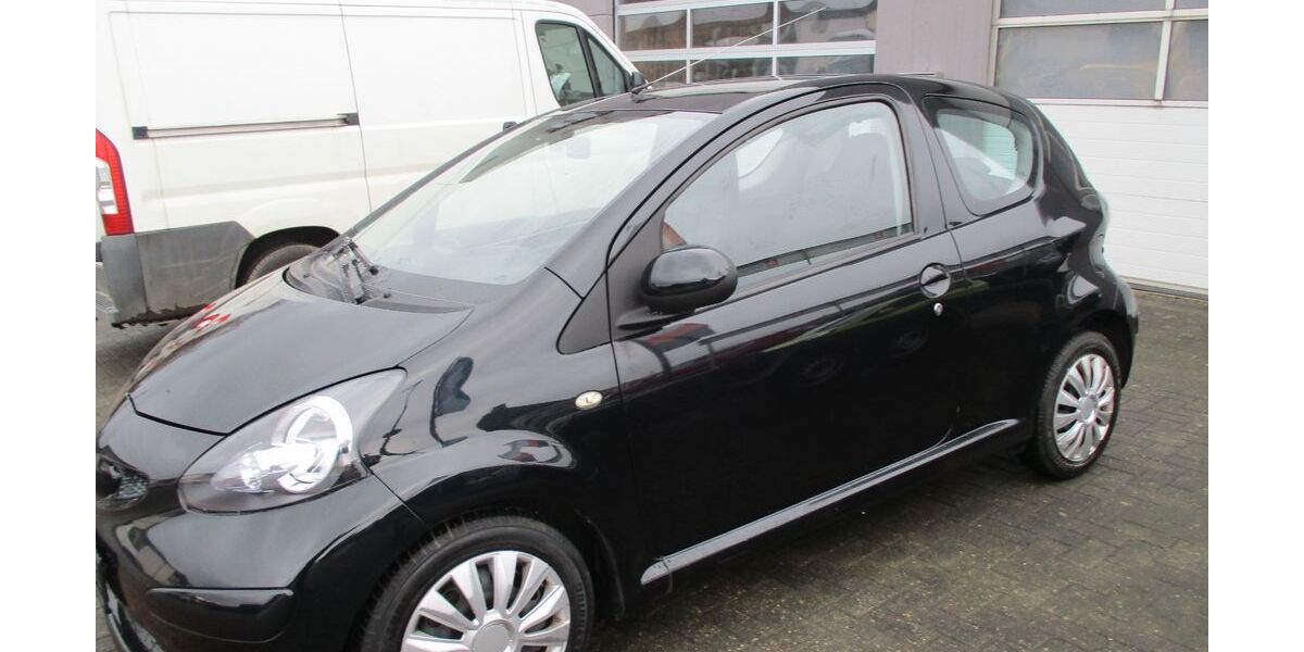 Toyota Aygo (X) 179.220 km 1.290 &euro; Paderborn 33106