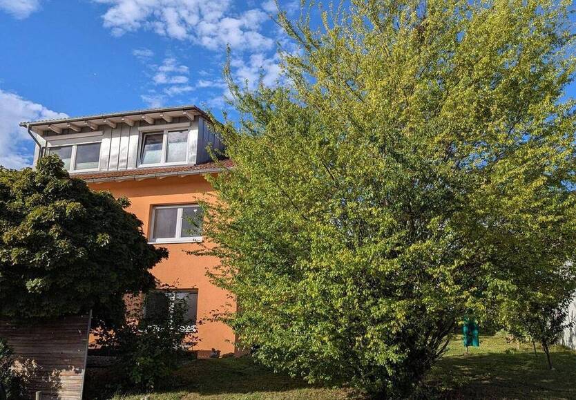 Einfamilienhaus in traumhafter ruhiger Südlage mit EinliegerWohnung