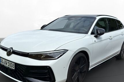 VW Passat Variant 6.000 km 52.829 € Burghausen 84489