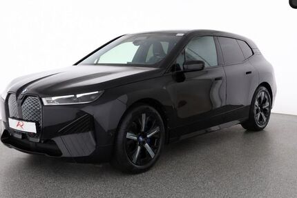 BMW iX 8.508 km 64.840 &euro; Berlin 12103
