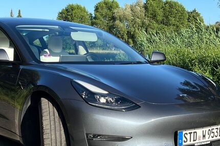 Tesla Model 3 57.500 km 27.950 &euro; Buxtehude 21614