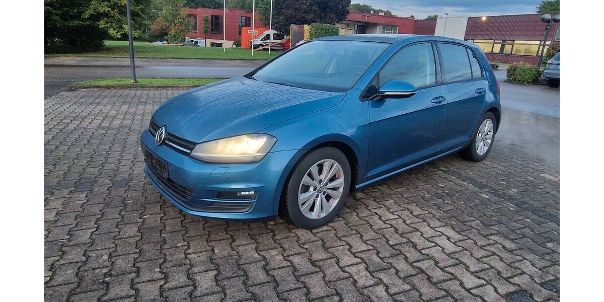 VW Golf 124.890 km 8.499 &euro; Schlierbach 73278