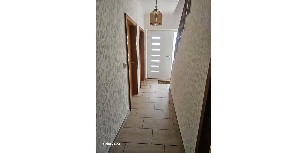 Einfamilienhaus Heusweiler - 7.5 Zimmer, 139 m&sup2;, 1.100&euro; | Angebot:26334738