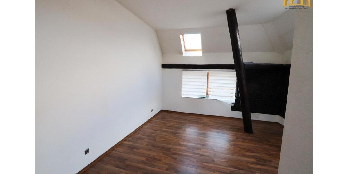 Etagenwohnung Hettstedt - 4 Zimmer, 87 m&sup2;, 479&euro; | Angebot:26659425
