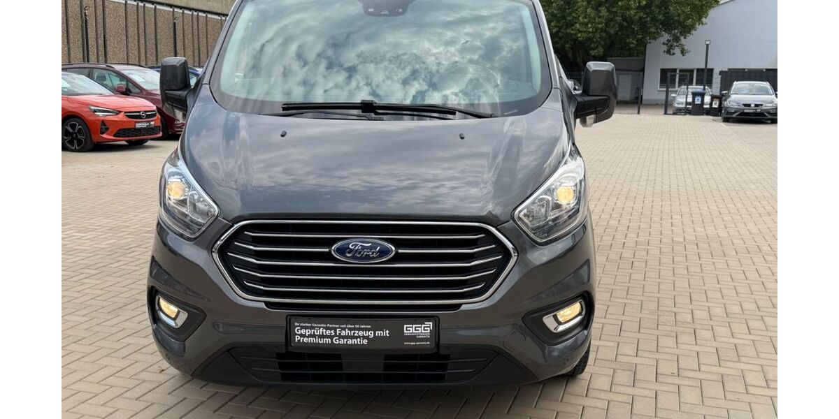 Ford Tourneo Custom 140.000 km 24.999 &euro; Hannover 30449