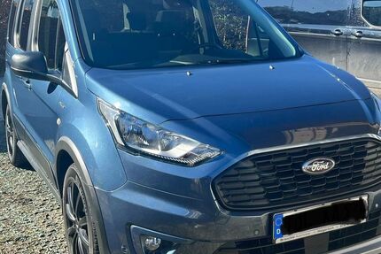 Ford Tourneo Connect 41.000 km 20.950 &euro; Lenggries 83661