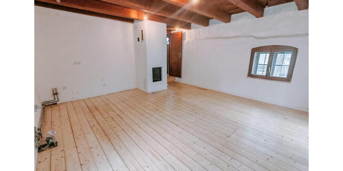 Einfamilienhaus Berg - 5 Zimmer, 130 m&sup2;, 4.250&euro; | Angebot:24715178