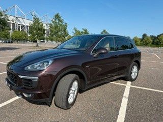 Porsche Cayenne 172.000 km 29.999 &euro; Mönchengladbach 41179