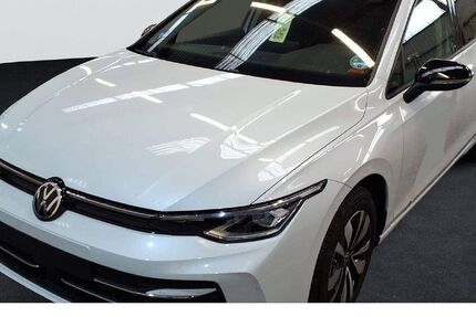 VW Golf 5.909 km 29.420 &euro; Halle (Saale) 06110