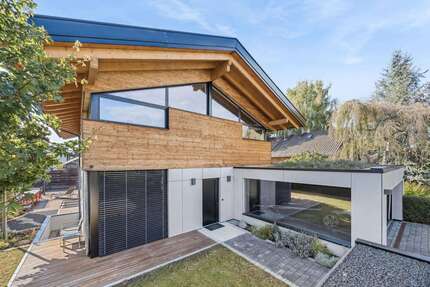 Haus zum Kaufen in Oberhaching 3.100.000 € 327 m² 5 zimmer