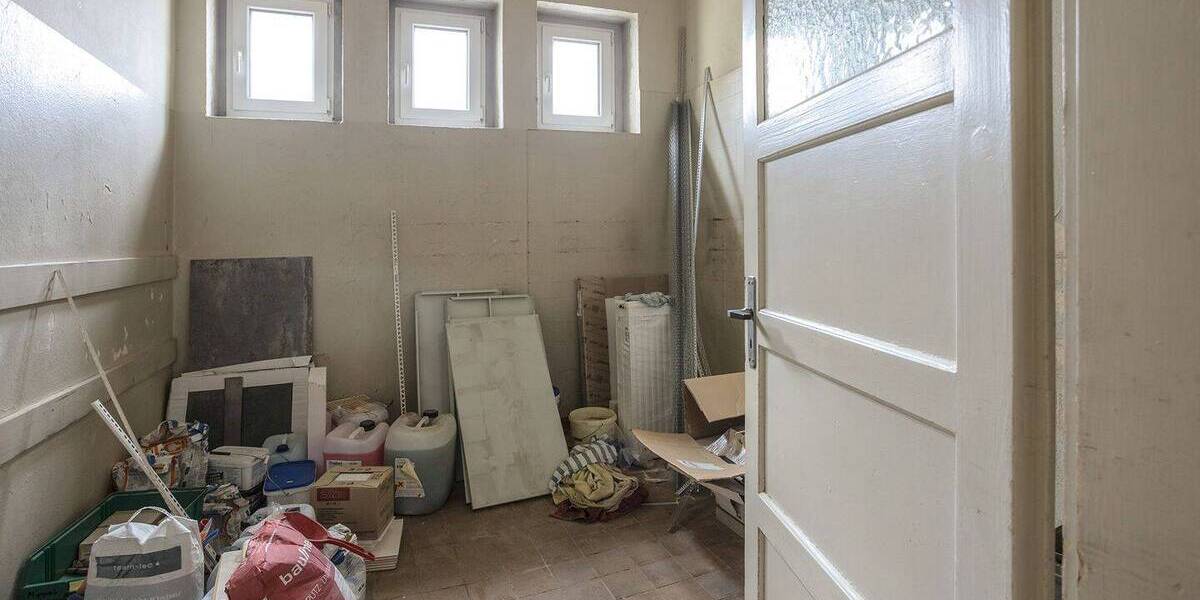 Ihre neuen Gewerbe- oder Praxisräume warten auf Sie 6 zimmer