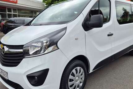 Opel Vivaro 95.124 km 17.900 &euro; Rostock 18069