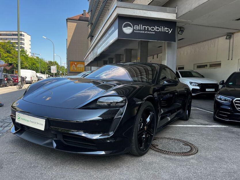 Porsche Taycan 121.000 km 64.600 € München 81541